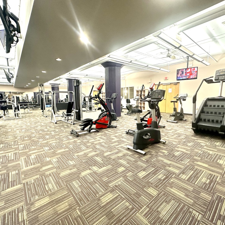 24/7 Fitness Center